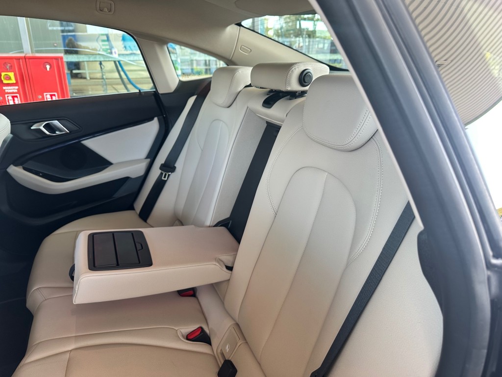 BMW-2-SERIE-218I HIGH EXEC. ED. 2  serie GRAND COUPE leder