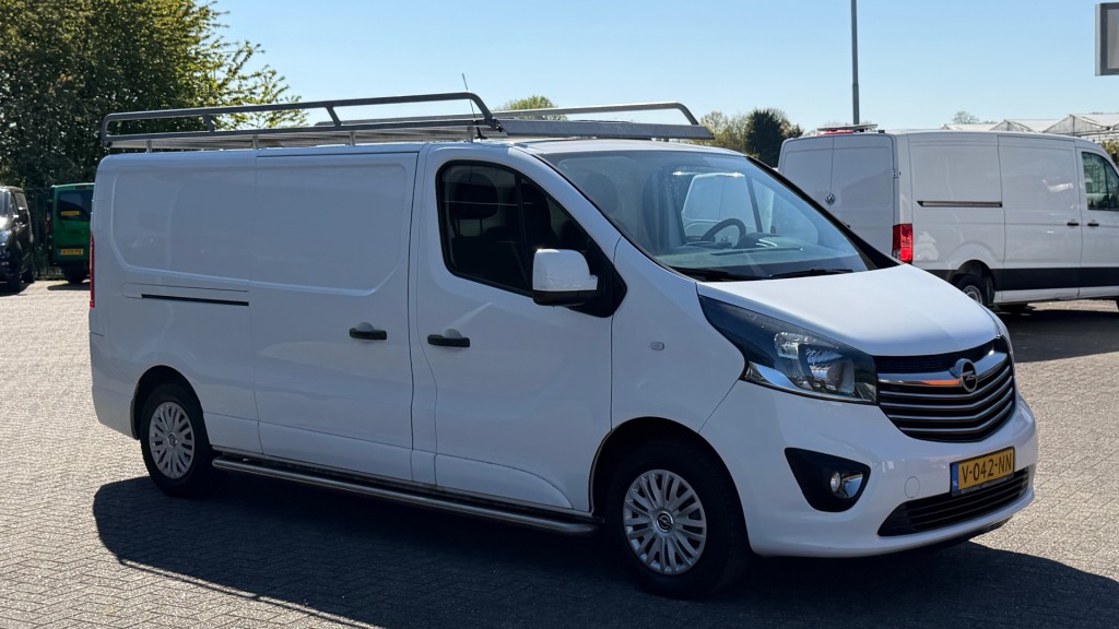 OPEL-VIVARO-1.6 CDTI 107KW 145PK L2H1 EURO 6 SPORT AIRCO/ CRUISE CONTROL/ NAVI/ 100% DEALERONDERHOUDEN