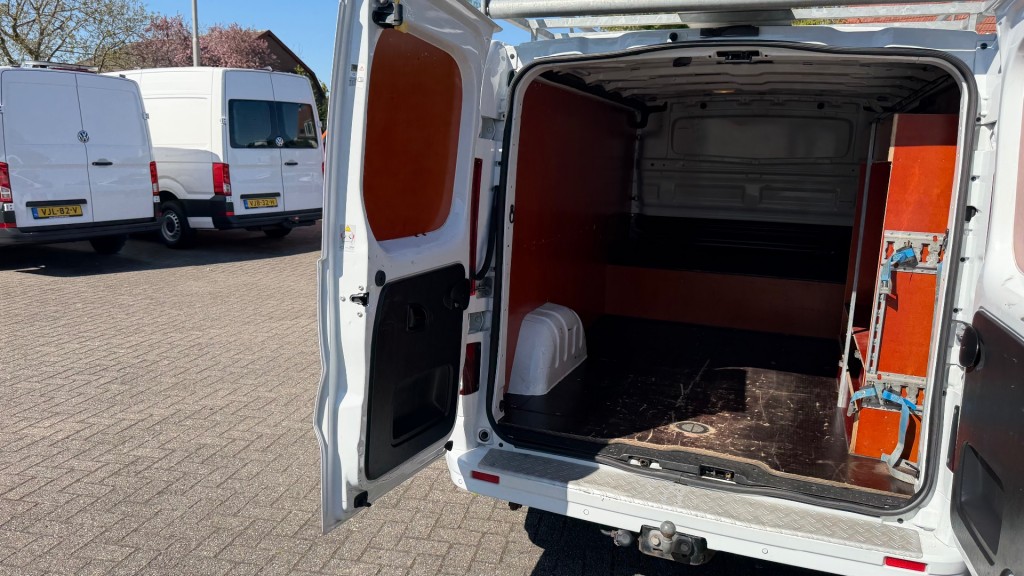 OPEL-VIVARO-1.6 CDTI 107KW 145PK L2H1 EURO 6 SPORT AIRCO/ CRUISE CONTROL/ NAVI/ 100% DEALERONDERHOUDEN