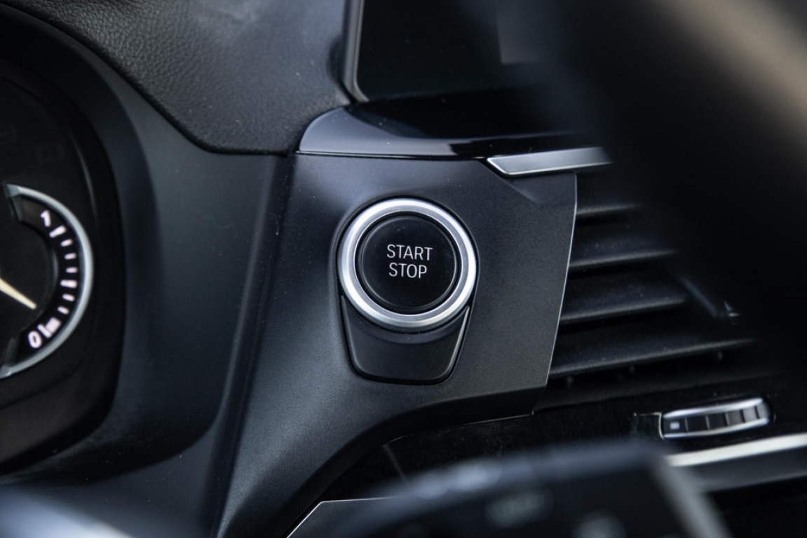 BMW-X3-xDrive30e Executive CARPLAY / STOELVERWARMING / DEALER ONDERHOUDEN / LEER