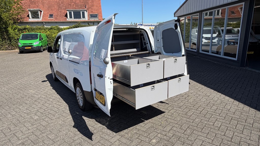 OPEL-COMBO-1.5D 75KW 102PK L2H1 MAXI EURO 6 AIRCO/ CRUISE CONTROL/ BEDRIJFSWAGENINRICHTING/ / 100% DEALERONDERHOUDEN