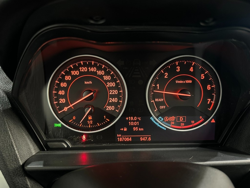 BMW-1-SERIE-M135i, Automaat, 320PK, leer,Schuifdak,Navigatie,PDC,18inch