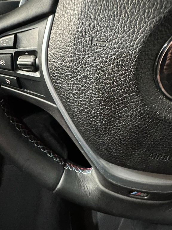 BMW-1-SERIE-M135i, Automaat, 320PK, leer,Schuifdak,Navigatie,PDC,18inch