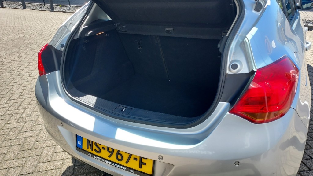 OPEL-ASTRA-1.6i 16V