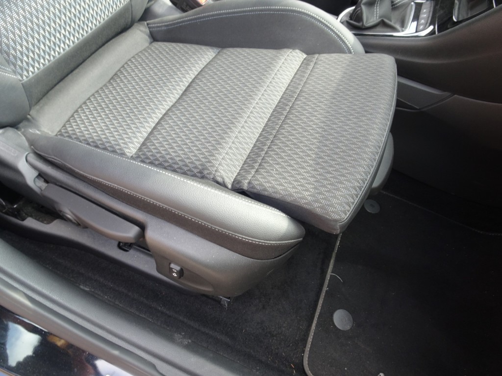 OPEL-ASTRA-1.4 INNOVATION