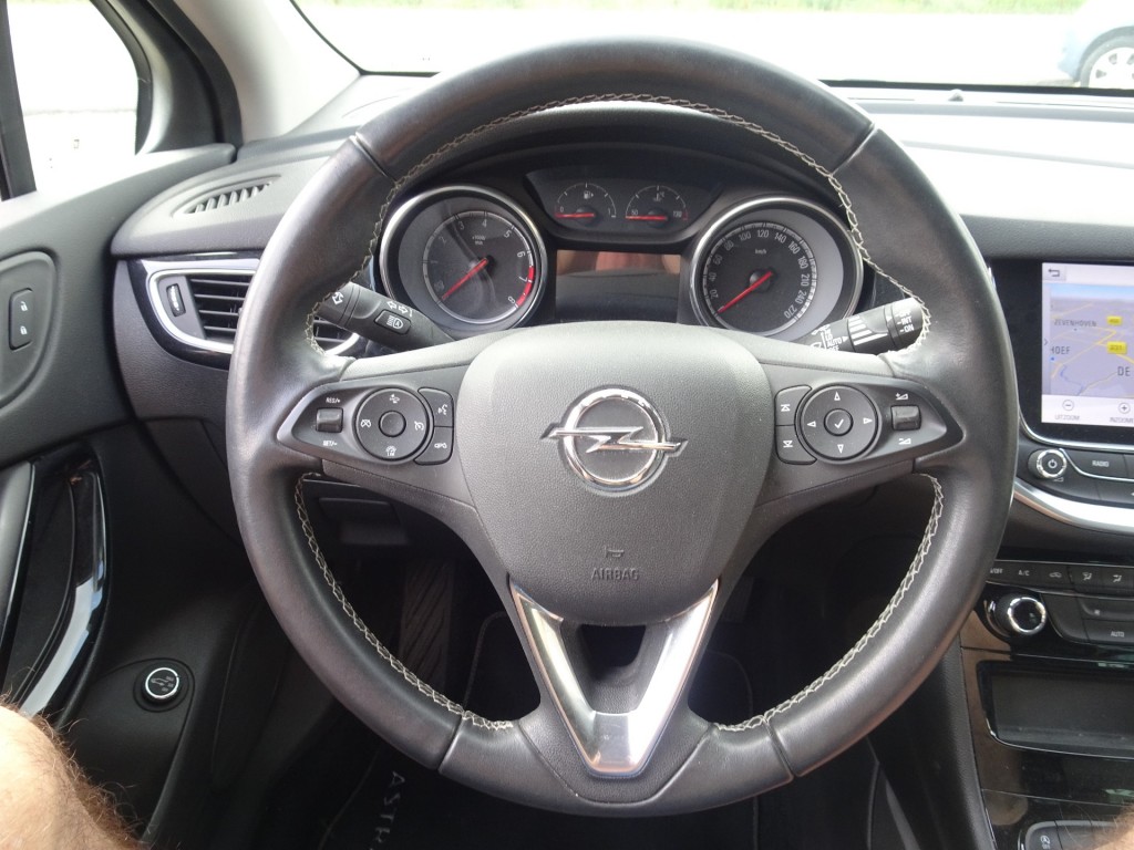 OPEL-ASTRA-1.4 INNOVATION