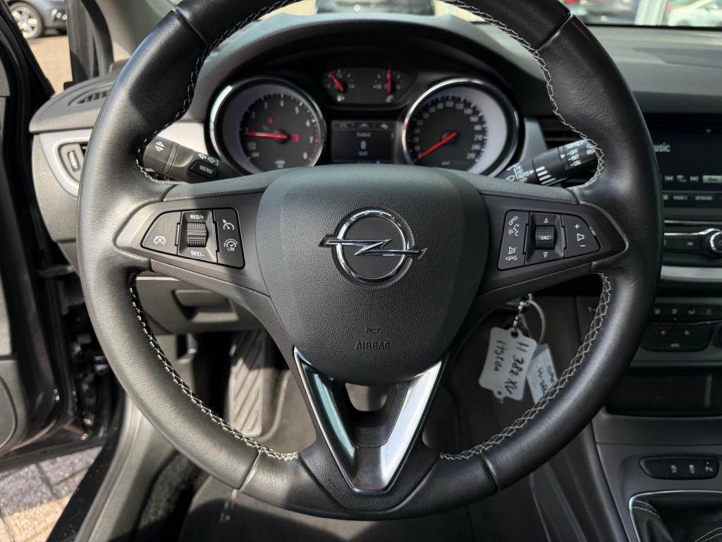 OPEL-ASTRA-1.2 Business Edition - NL Auto Cruise Airco Navi Bluetooth
