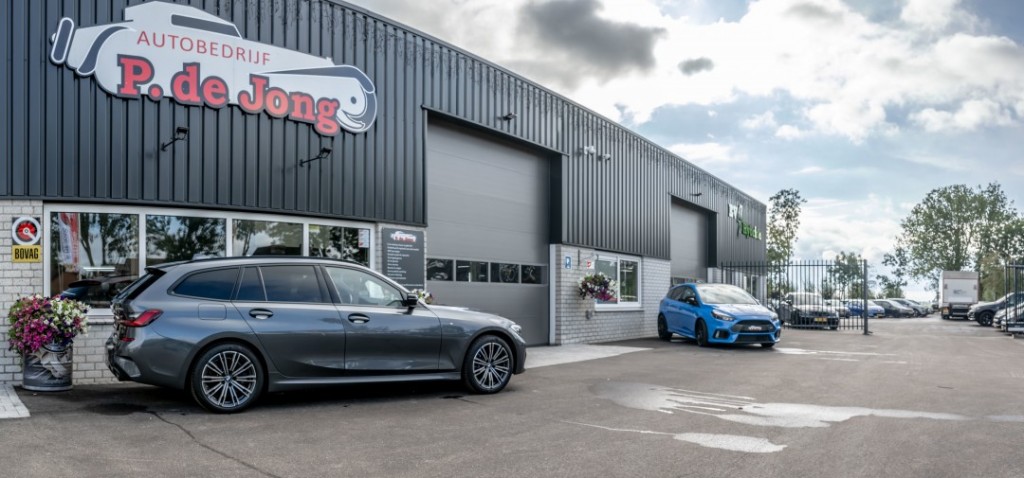 BMW-X5-XDRIVE45E M-Sport Bowers & Wilkins Pano Softclose Laser Trekhaak Mooi vol uitgevoerd!