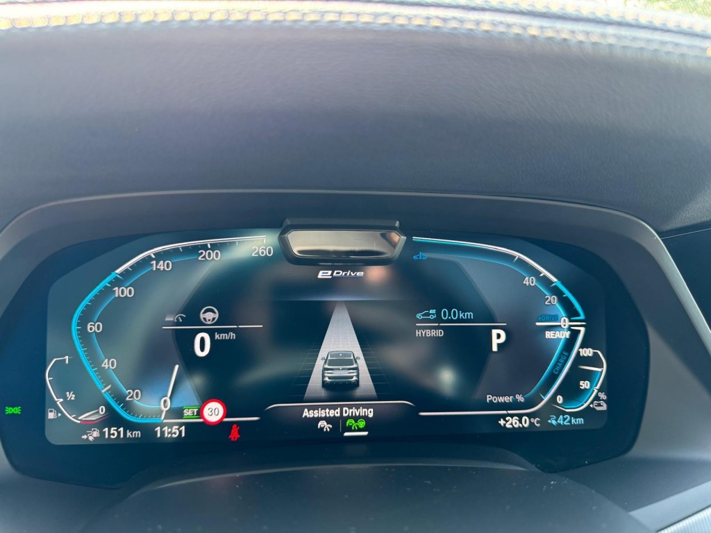 BMW-X5-XDRIVE45E M-Sport Bowers & Wilkins Pano Softclose Laser Trekhaak Mooi vol uitgevoerd!