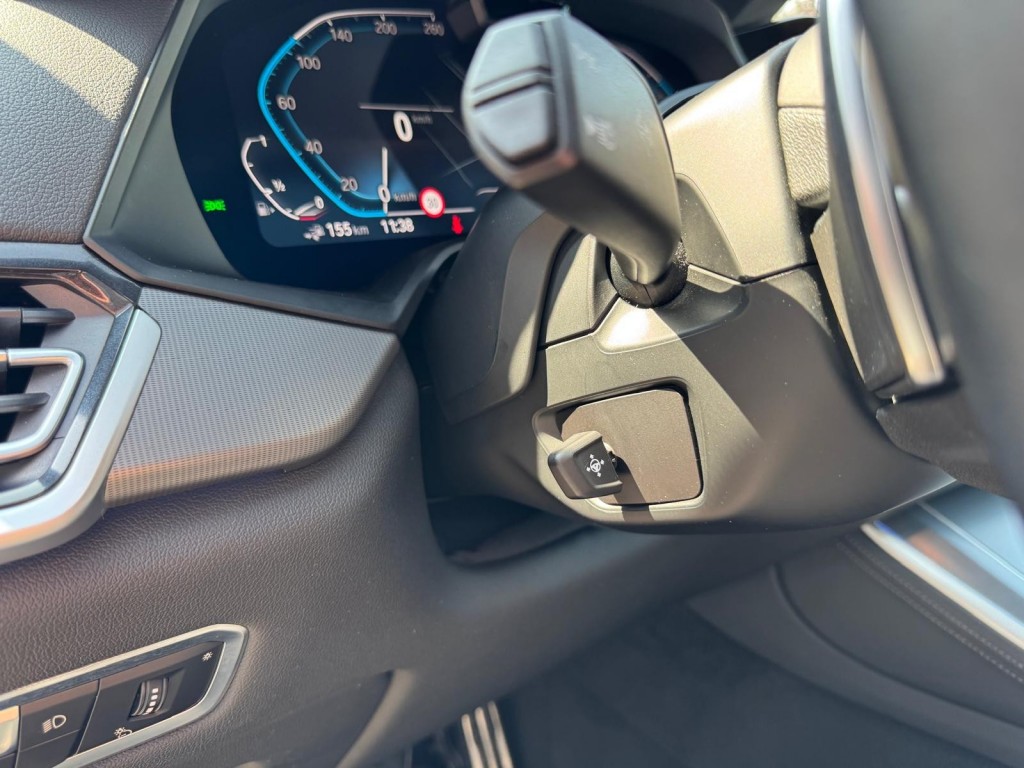 BMW-X5-XDRIVE45E M-Sport Bowers & Wilkins Pano Softclose Laser Trekhaak Mooi vol uitgevoerd!