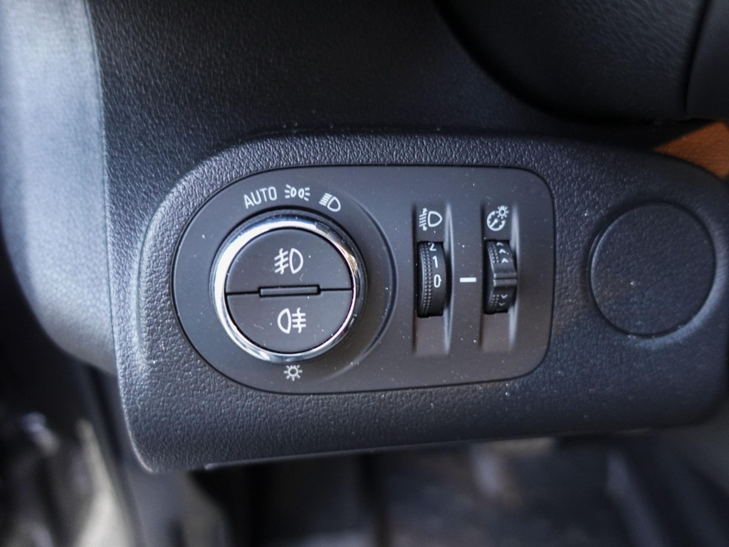 OPEL-COMBO-130pk L1H1 Automaat Sport-Edition Airco Navi Parkeersensoren Trekhaak Cruise control