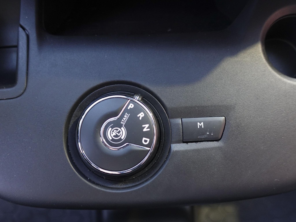 OPEL-COMBO-130pk L1H1 Automaat Sport-Edition Airco Navi Parkeersensoren Trekhaak Cruise control