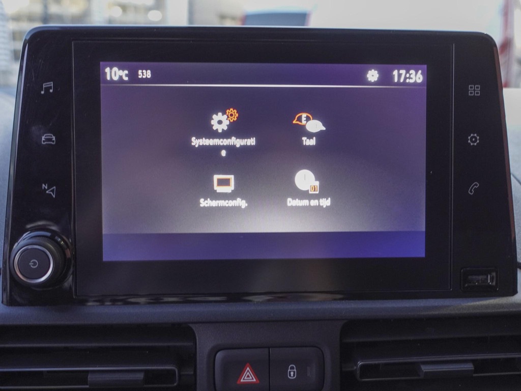 OPEL-COMBO-130pk L1H1 Automaat Sport-Edition Airco Navi Parkeersensoren Trekhaak Cruise control