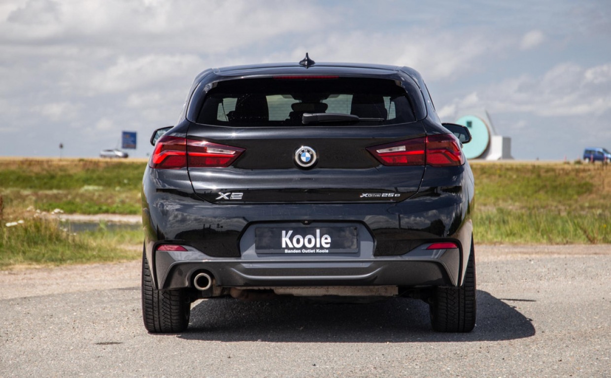 BMW-X2-xDrive25e High Executive M PAKKET / CARPLAY / CRUISE CONTROLE / BRUIN LEER / STOELVERWARMING