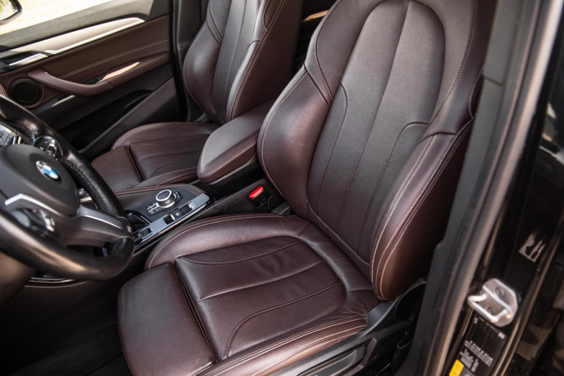 BMW-X2-xDrive25e High Executive M PAKKET / CARPLAY / CRUISE CONTROLE / BRUIN LEER / STOELVERWARMING