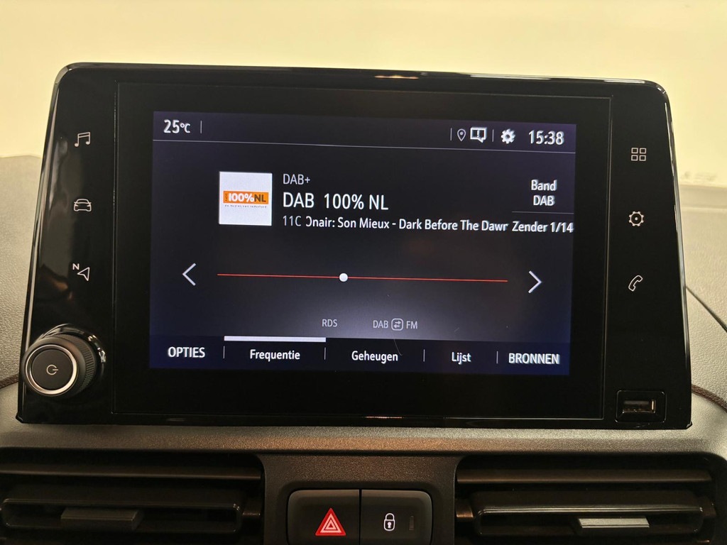 OPEL-COMBO-1.5D L2H1 Edition Automaat Airco Navigatie Apple Carplay/Android Auto Camera Parkeersensoren Trekhaak