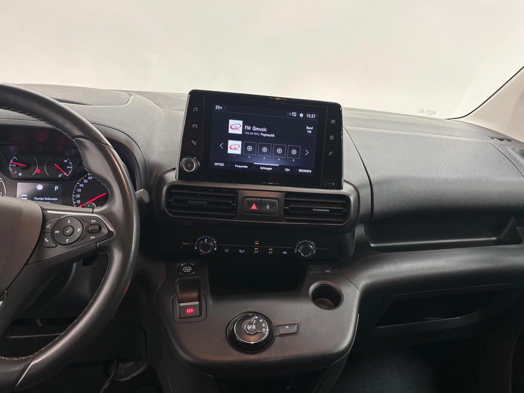 OPEL-COMBO-1.5D L2H1 Edition Automaat Airco Navigatie Apple Carplay/Android Auto Camera Parkeersensoren Trekhaak