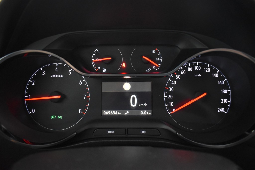 OPEL-CROSSLAND X-1.2 INNOVATION