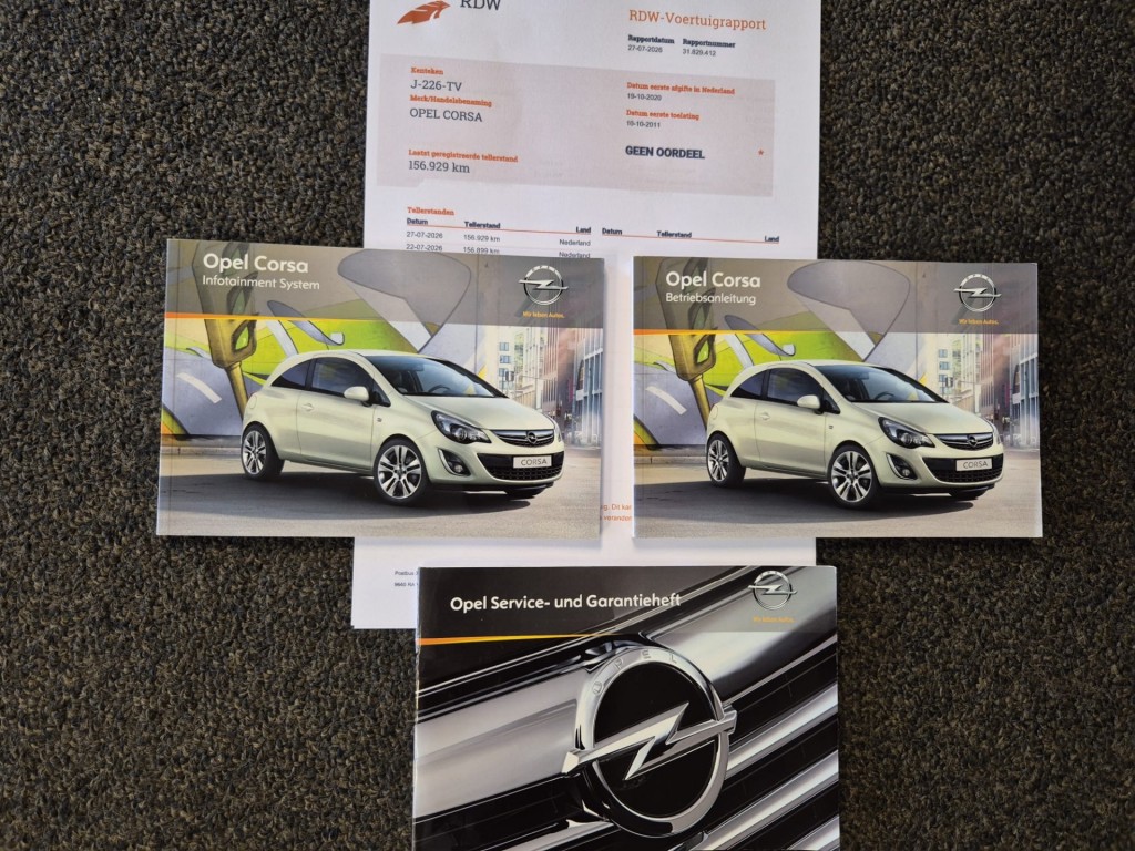OPEL-CORSA-1.2 OPC Pakket - Navi - Airco - Cruise control !!!
