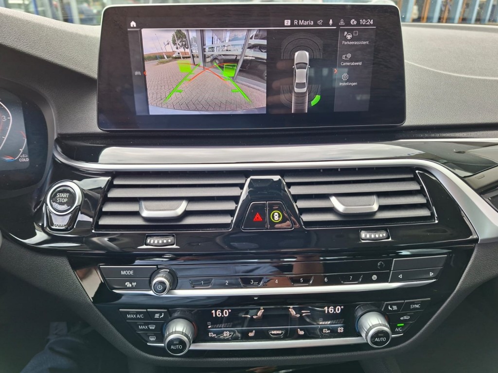 BMW-5-SERIE-520I AUTOMAAT 184PK EXECUTIVE EDITION NAVI LMV PDC-CAMERA