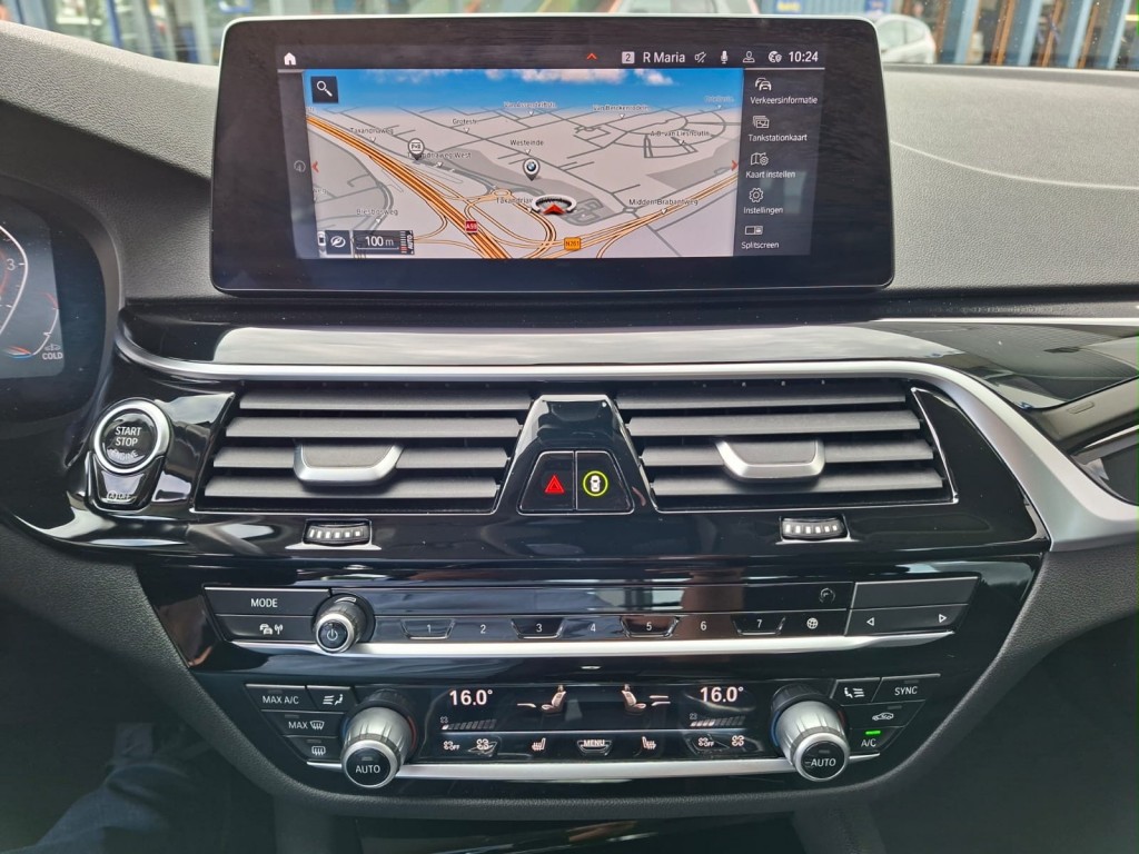 BMW-5-SERIE-520I AUTOMAAT 184PK EXECUTIVE EDITION NAVI LMV PDC-CAMERA