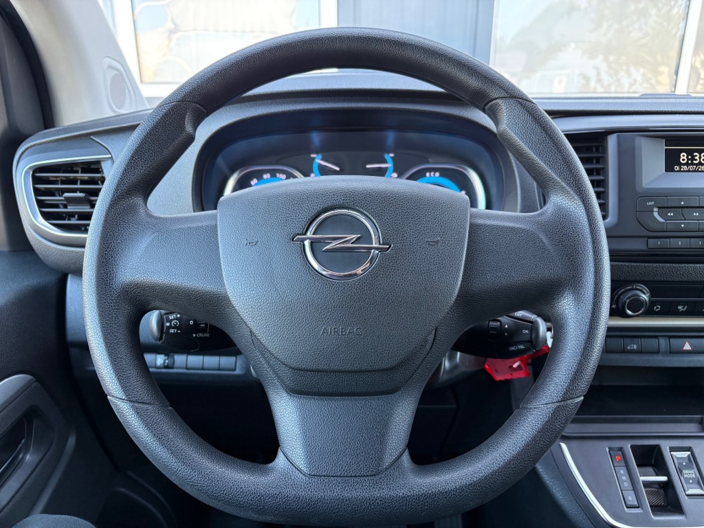 OPEL-VIVARO-E-75 kwh 136 PK L2 SOH 91,4% / Elektrisch / PDC  / Trekhaak / Cruise / Dodehoek Camera
