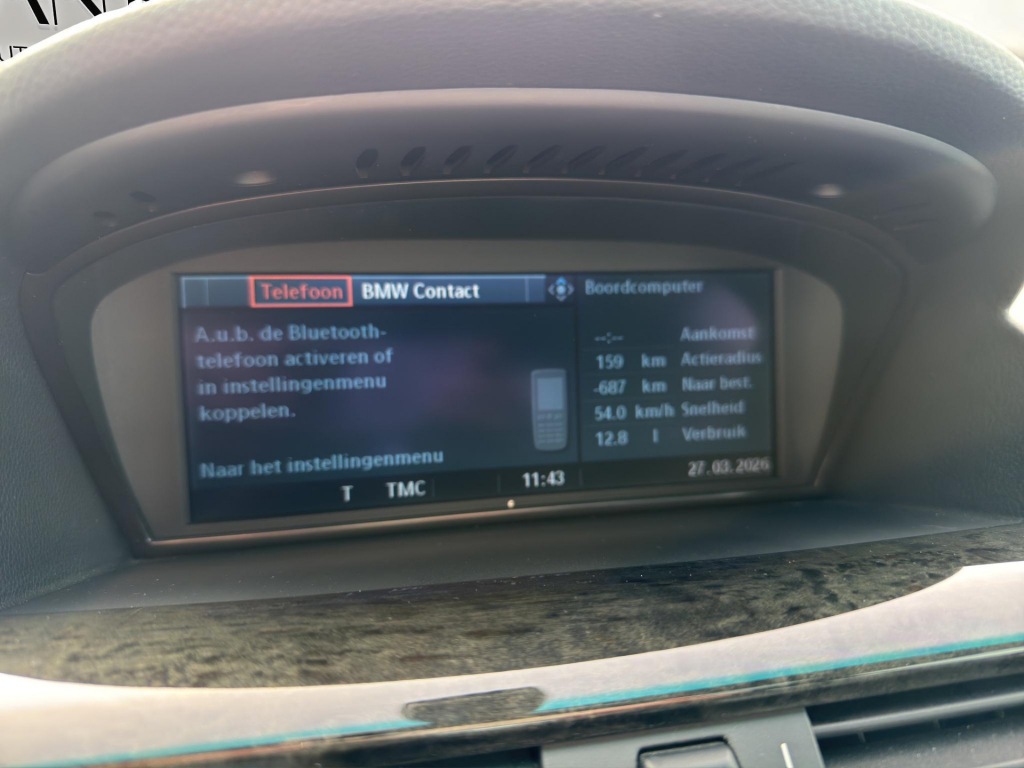 BMW-6-SERIE-650i High Executive