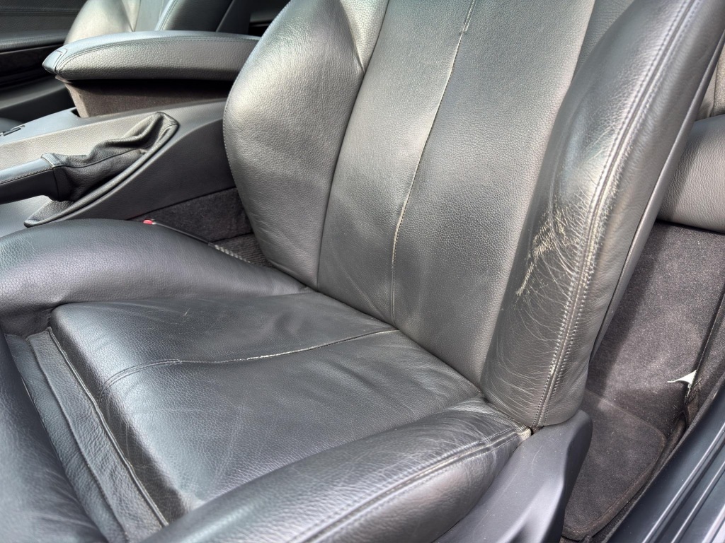 BMW-6-SERIE-650i High Executive