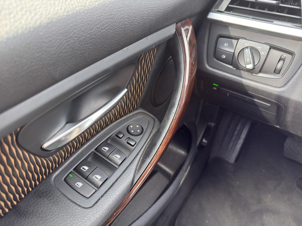 BMW-3-SERIE-Touring 335i High Executive Automaat