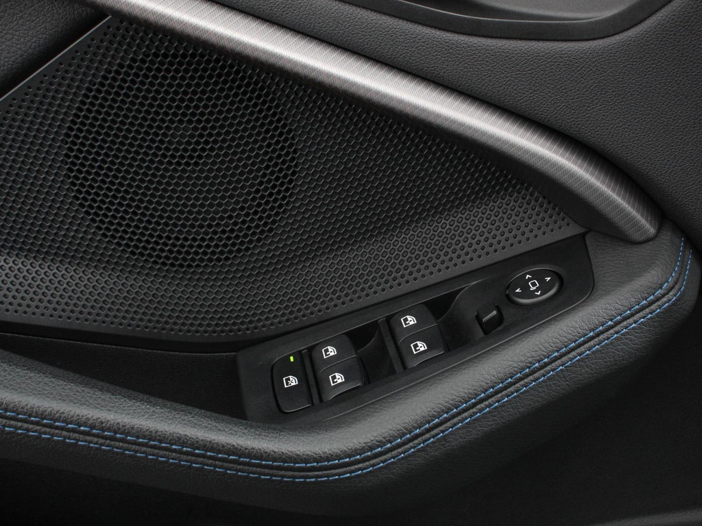 BMW-1-SERIE-118i M-Sport Climate Control Cruise control Stoelverwarming LED Parkeersensoren Apple carplay / Andriod auto Navigatie