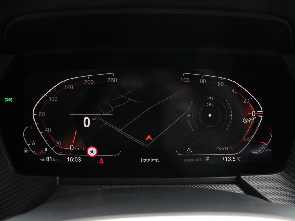 BMW-1-SERIE-118i M-Sport Climate Control Cruise control Stoelverwarming LED Parkeersensoren Apple carplay / Andriod auto Navigatie