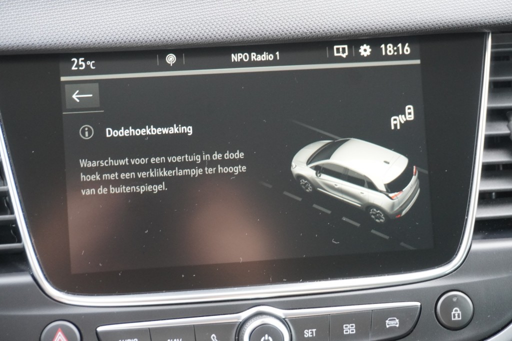 OPEL-CROSSLAND-1.2 Turbo 110pk Ultimate / Camera / AGR-stoelen / Navigatie / LED