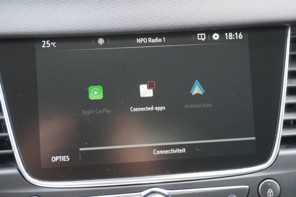 OPEL-CROSSLAND-1.2 Turbo 110pk Ultimate / Camera / AGR-stoelen / Navigatie / LED