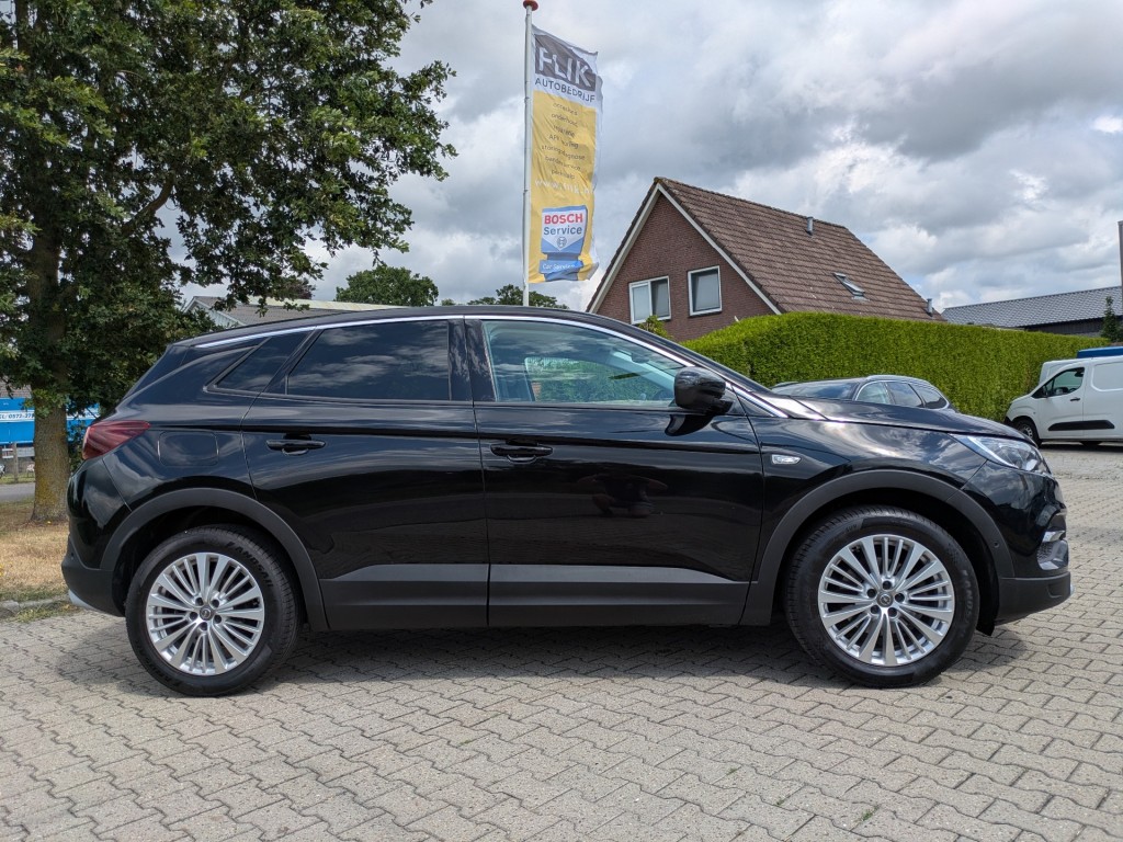 OPEL-GRANDLAND X-1.2 Turbo Innovation I Automaat I Distr V.V I Stoel+stuurverwarming I Carplay I Clima I Cruise