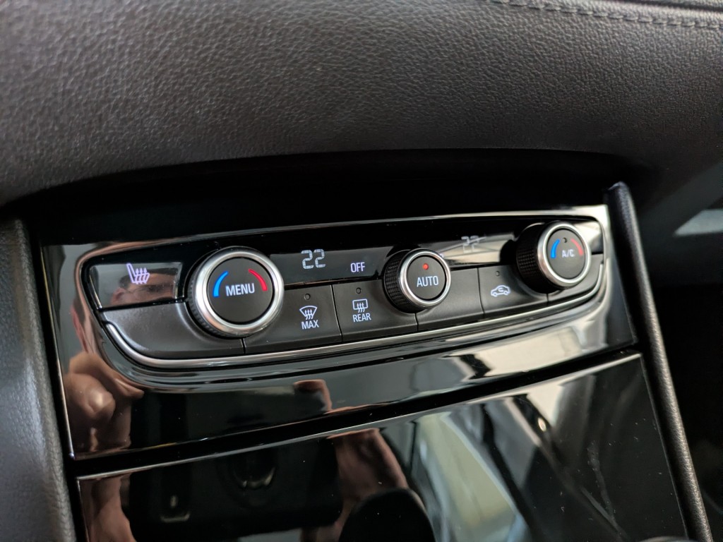 OPEL-GRANDLAND X-1.2 Turbo Innovation I Automaat I Distr V.V I Stoel+stuurverwarming I Carplay I Clima I Cruise