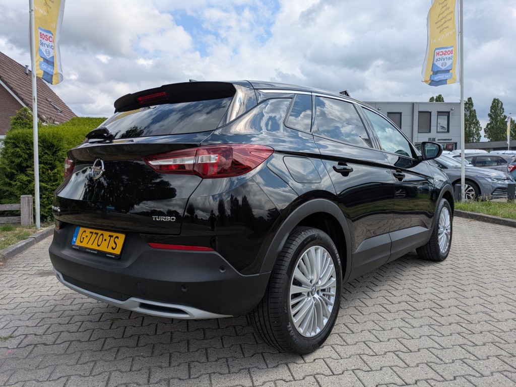 OPEL-GRANDLAND X-1.2 Turbo Innovation I Automaat I Distr V.V I Stoel+stuurverwarming I Carplay I Clima I Cruise