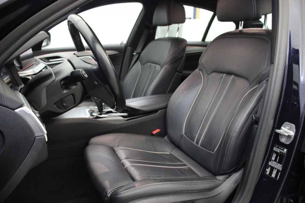 BMW-5-SERIE-Sedan 520i High Executive Edition - Digitaal Cockpit, Memory, Stoelverw.