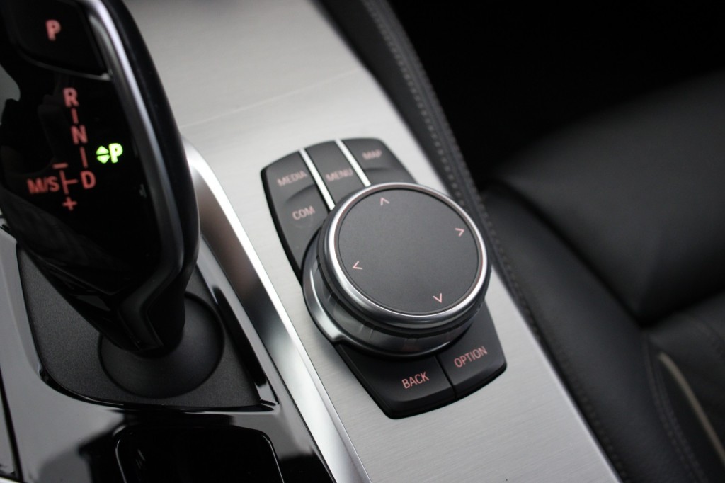 BMW-5-SERIE-Sedan 520i High Executive Edition - Digitaal Cockpit, Memory, Stoelverw.