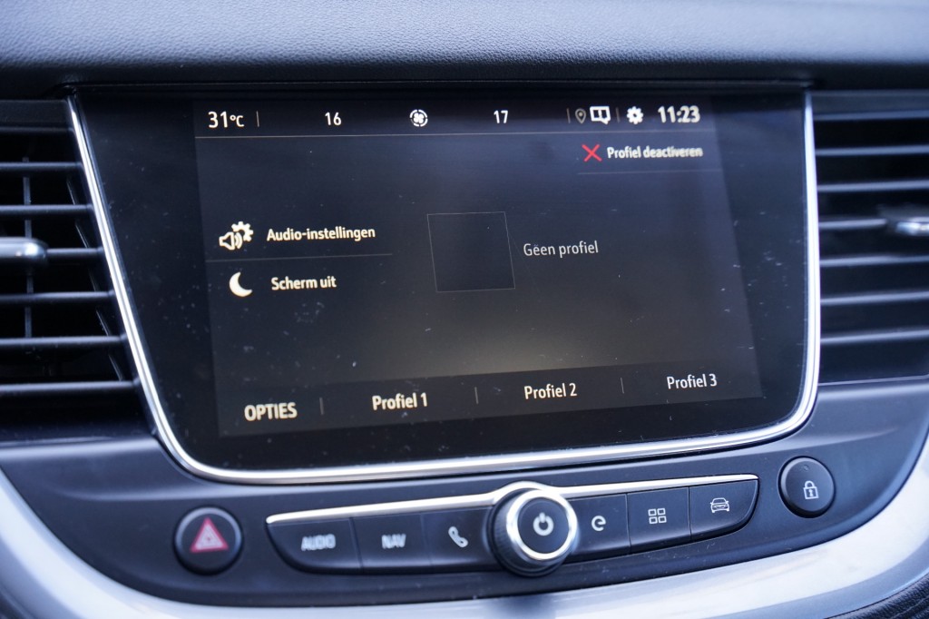 OPEL-GRANDLAND X-1.6T Hybr. 228PK Elegance Ecc Cruise BT Carplay