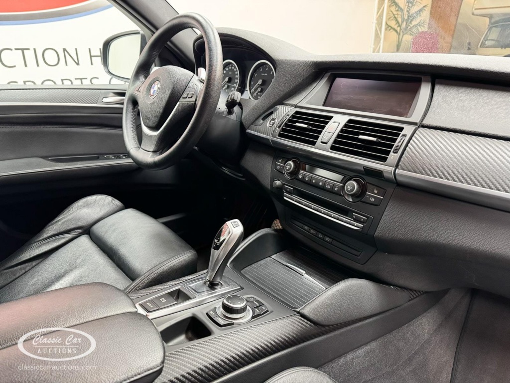 BMW-X6-xDrive 35i - ONLINE AUCTION