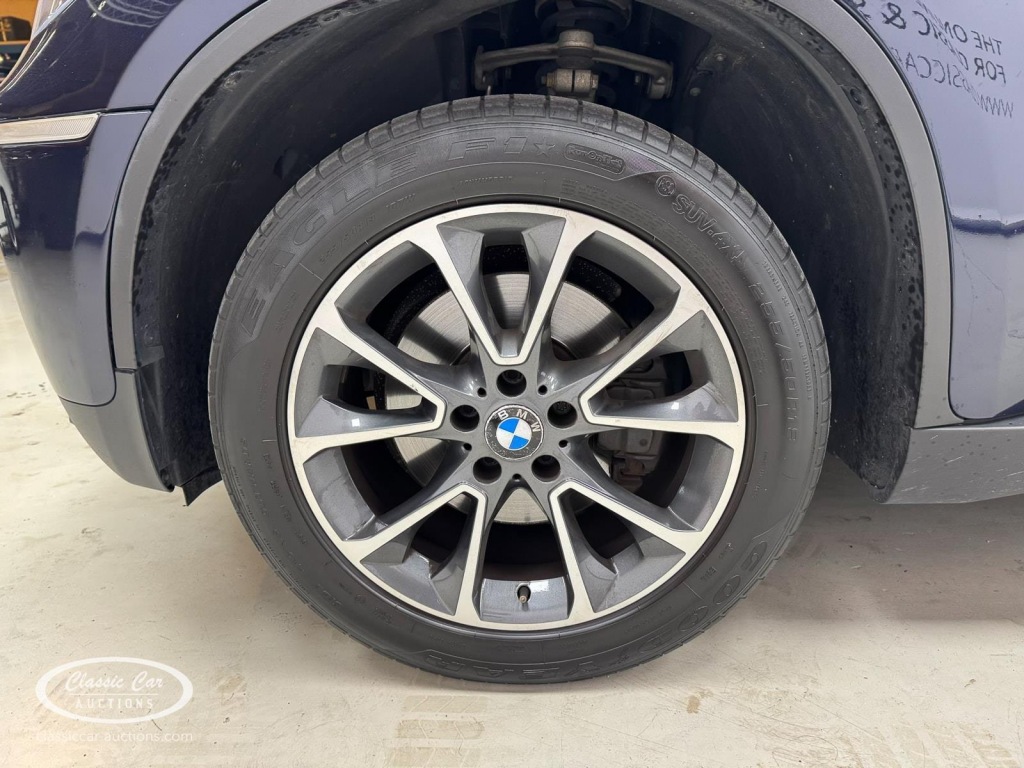 BMW-X6-xDrive 35i - ONLINE AUCTION