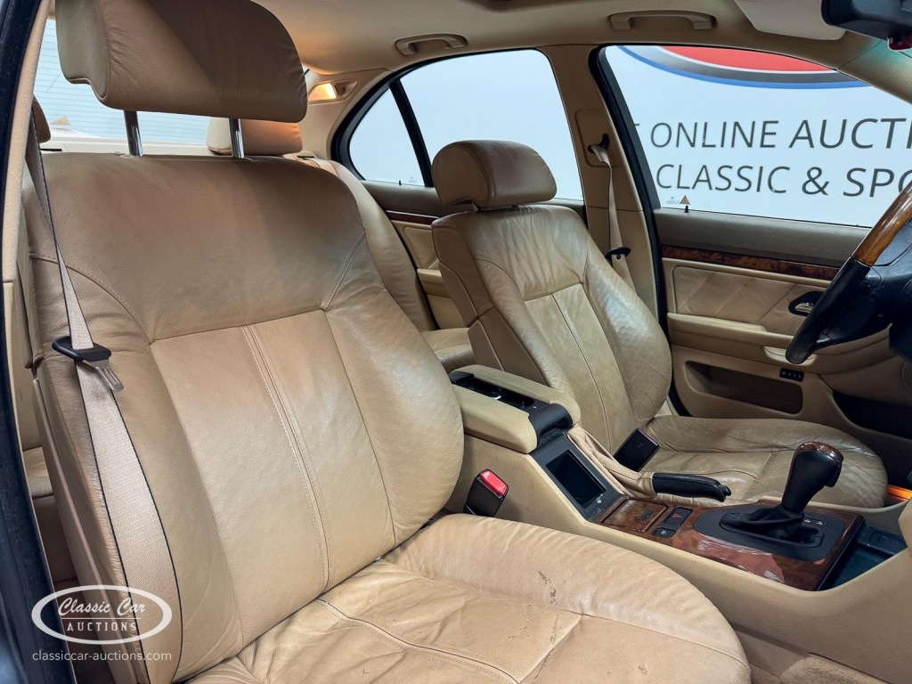 BMW-5-SERIE-535I Executive - ONLINE AUCTION