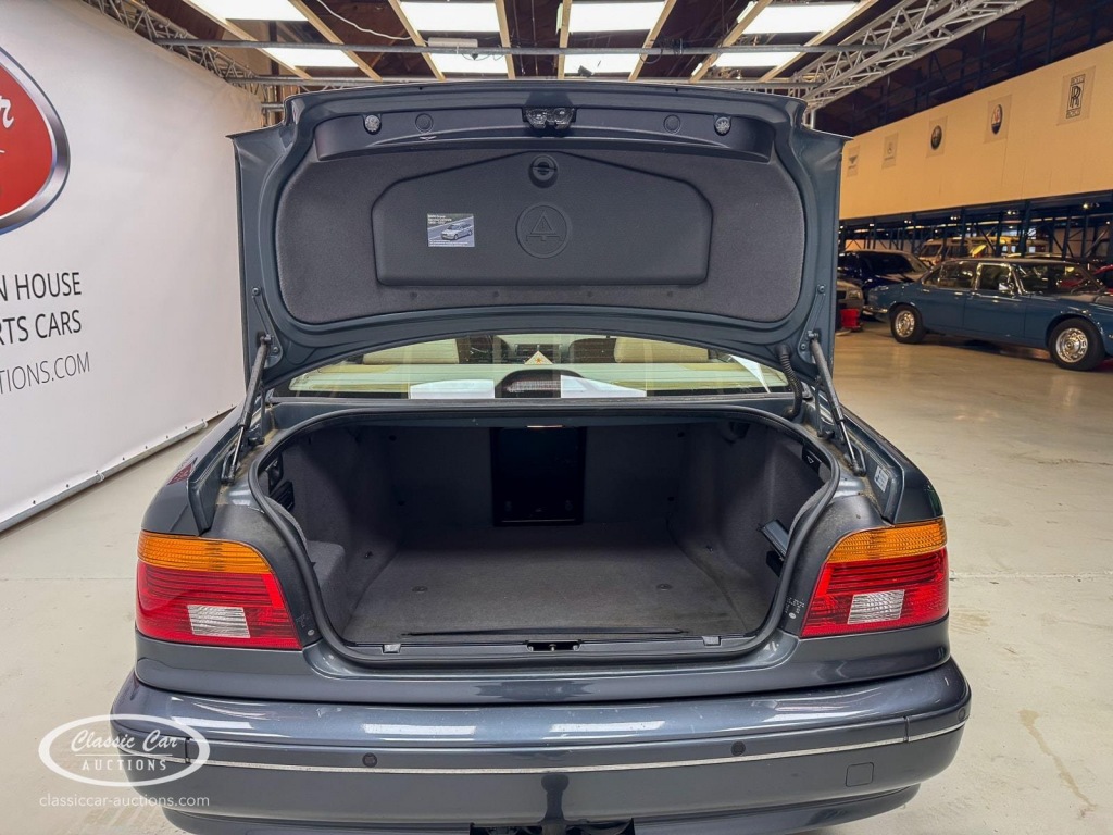 BMW-5-SERIE-535I Executive - ONLINE AUCTION