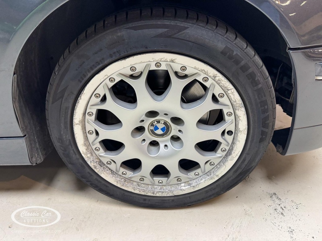 BMW-5-SERIE-535I Executive - ONLINE AUCTION