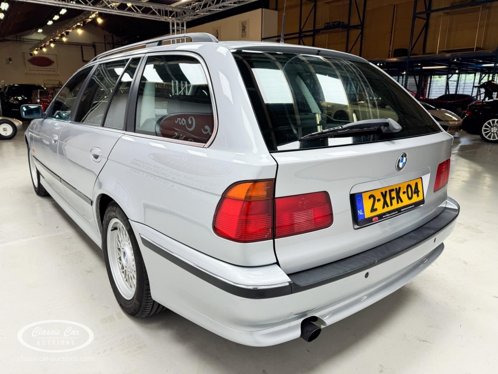 BMW-5-SERIE-520I A Touring E39 - ONLINE AUCTION