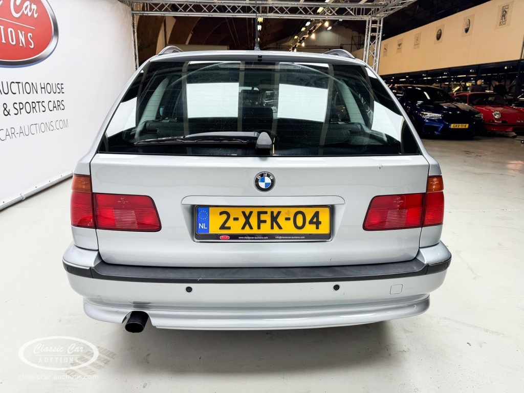 BMW-5-SERIE-520I A Touring E39 - ONLINE AUCTION
