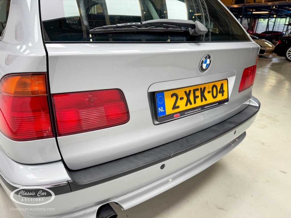 BMW-5-SERIE-520I A Touring E39 - ONLINE AUCTION