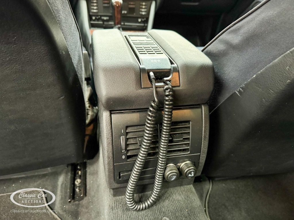 BMW-5-SERIE-520I A Touring E39 - ONLINE AUCTION