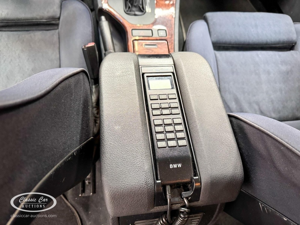 BMW-5-SERIE-520I A Touring E39 - ONLINE AUCTION