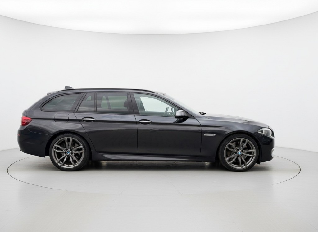 BMW-5-SERIE-M550XD, PANO, TREKHAAK, H&K